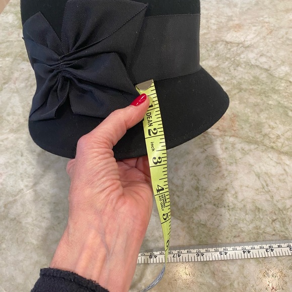 Eric Javits NWOT Cloche Style Black Felt Hat - Picture 5 of 5